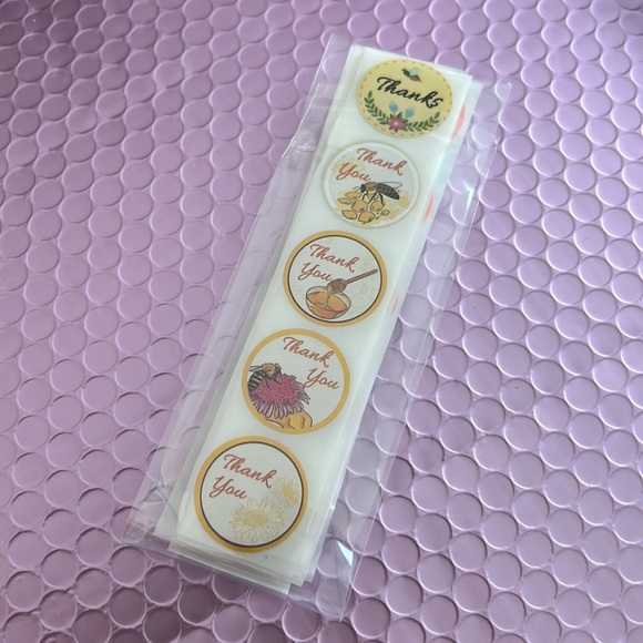 3/15$ 60 pcs Mixed Designs Thank You Stickers - Picture 10 of 12
